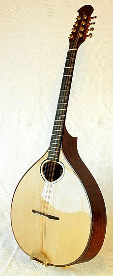 Citterns and bouzoukis